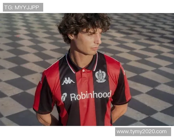 络腮胡足球明星的传奇人生与场上风采揭秘