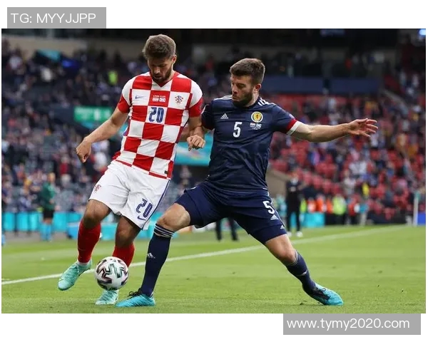 足球明星与球队的精彩瞬间展现足球魅力的照片集锦 足球明星与球队的精彩瞬间展现足球魅力的照片集锦